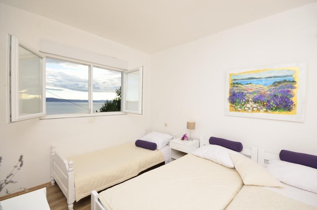 Apartment Croatia Art Drasnice Oda fotoğraf