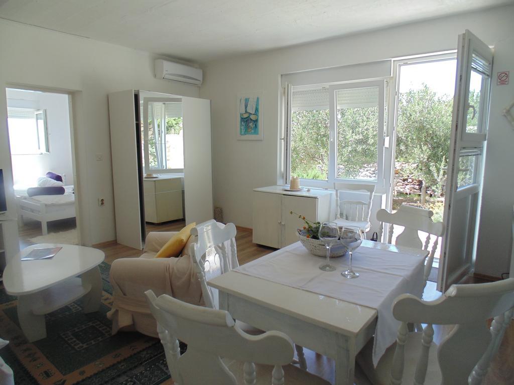 Apartment Croatia Art Drasnice Dış mekan fotoğraf